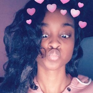 Meet your Posher, Zaya